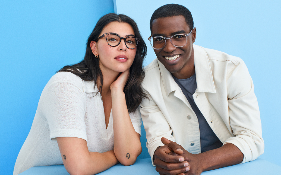 美国 DTC 眼镜品牌 Warby Parker 2021 年净收入 5.4 亿美元