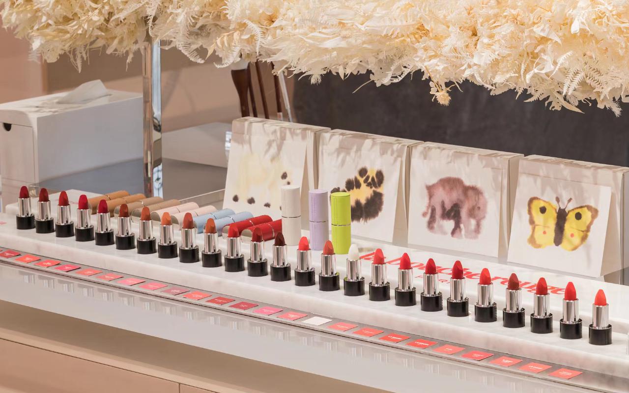 法国高端环保美妆品牌 La Bouche Rouge 获得 1000 万欧元融资