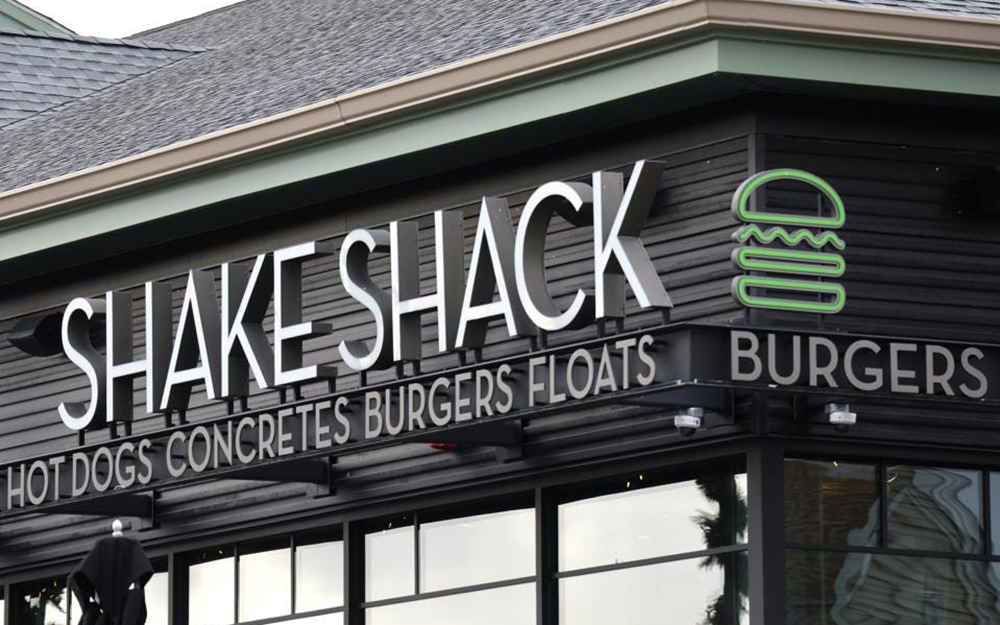 Shake Shack 公布财报，2021 财年总营收7.4 亿美元