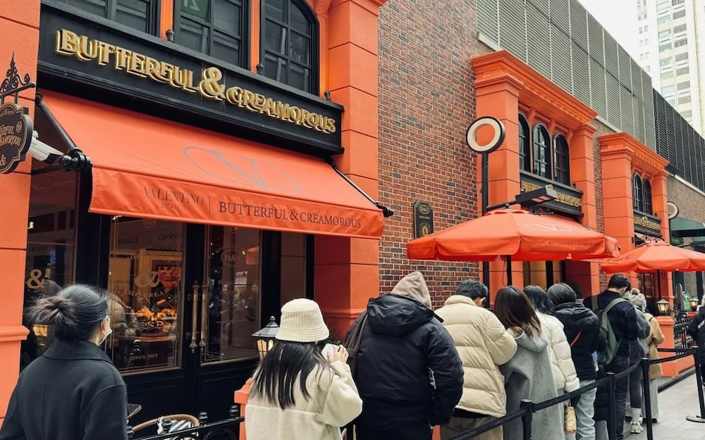 Valentino美妆联合 B&C 带来限定主题门店