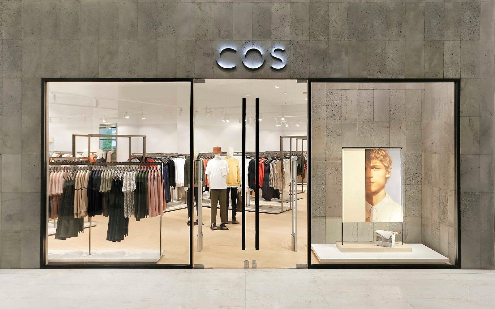 H&M 集团宣布将在旗下时尚品牌「COS」门店进行技术试点